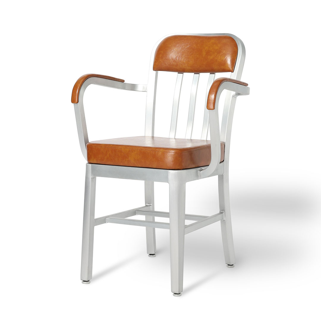 ALUMINUM ARM CHAIR