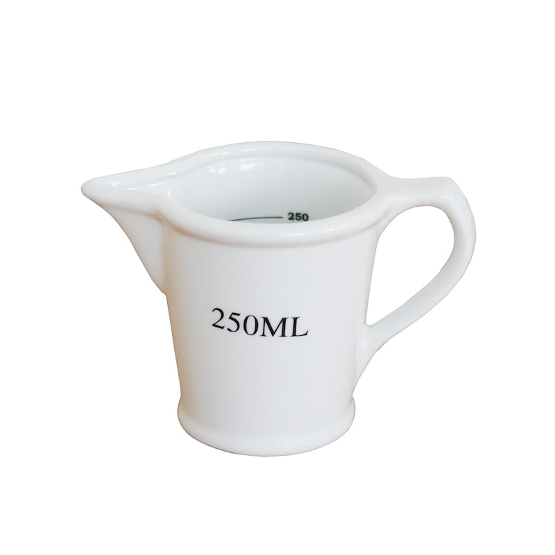 MEASURING JUG 250ML