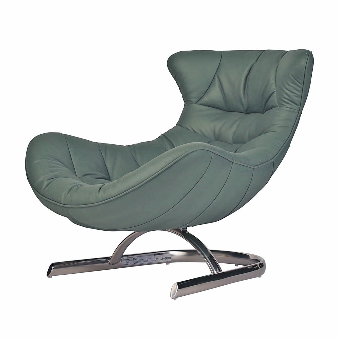 LOUNGE CHAIR