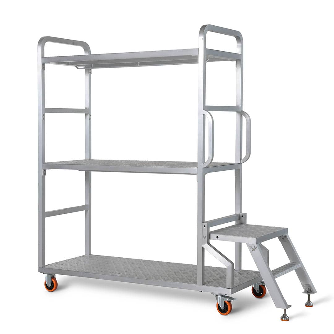 ALUMINUM SHELF WITH STEP