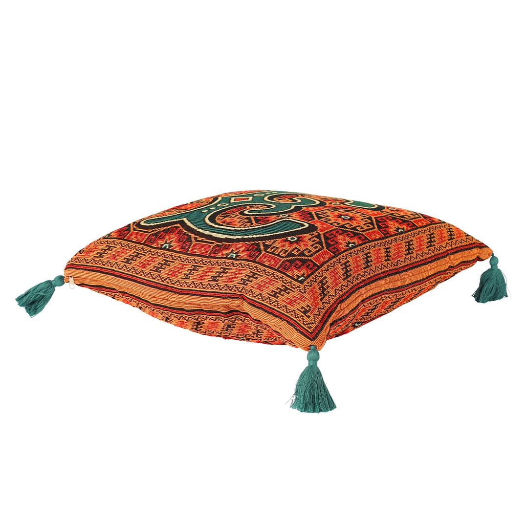 JACQUARD CUSHION E