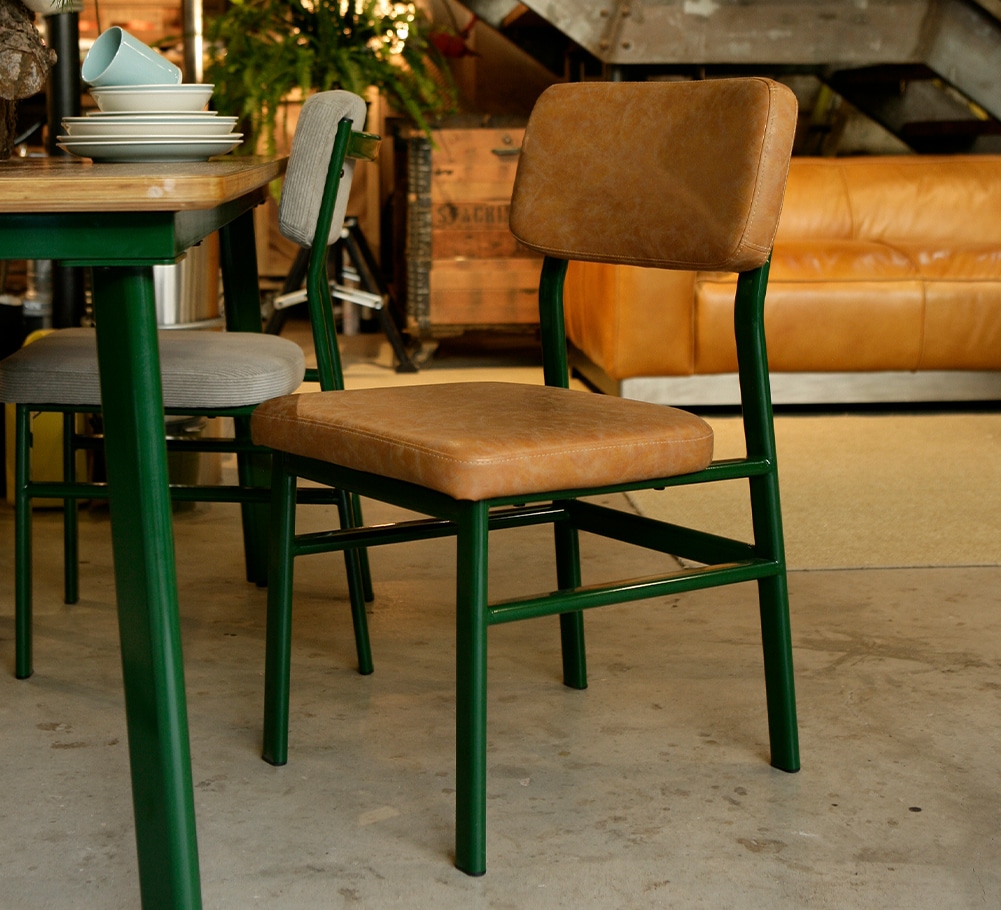 DOER'S CHAIR BROWN