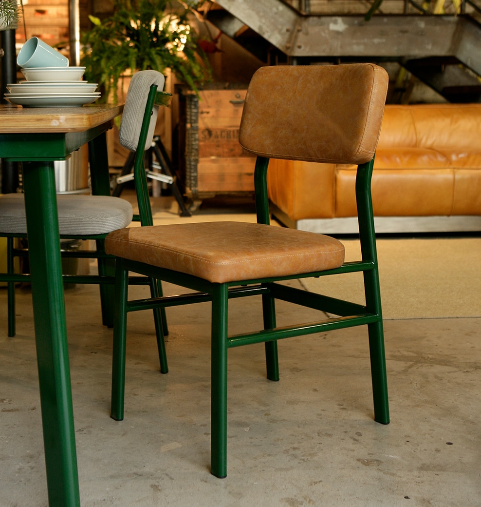 DOER'S CHAIR BROWN