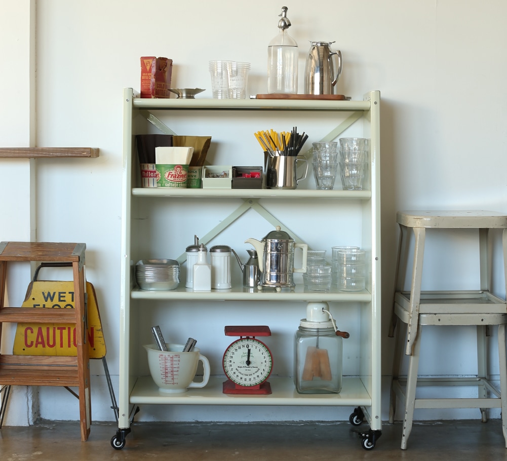 4 TIER TAPERED METAL SHELF IVORY