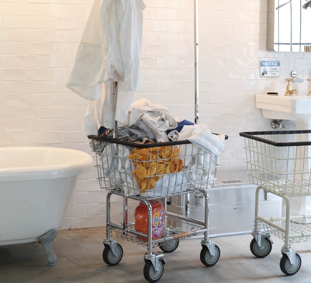 LAUNDRY CART WITH POLE RACK CHROME