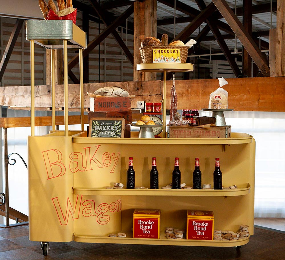 STORE WAGON