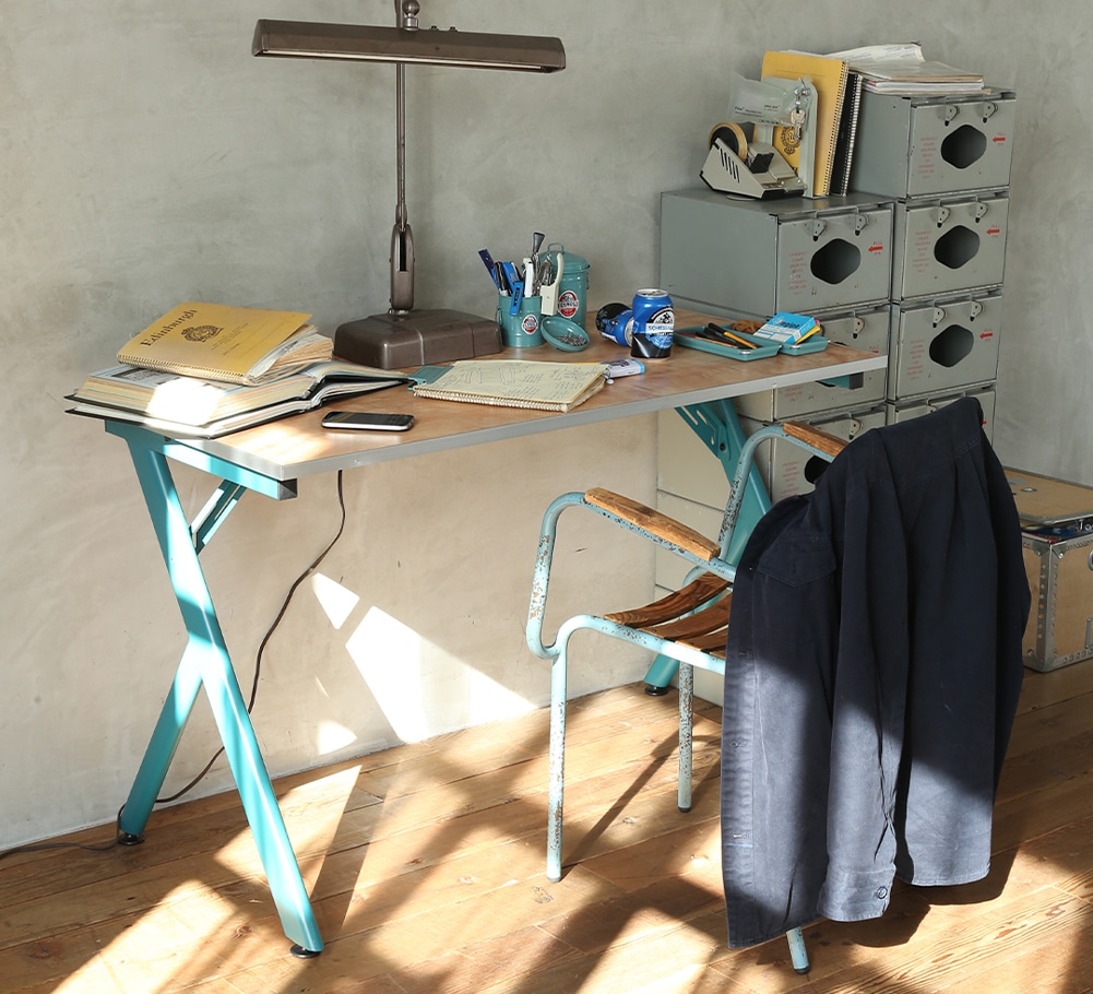 WORKING DESK BLUE