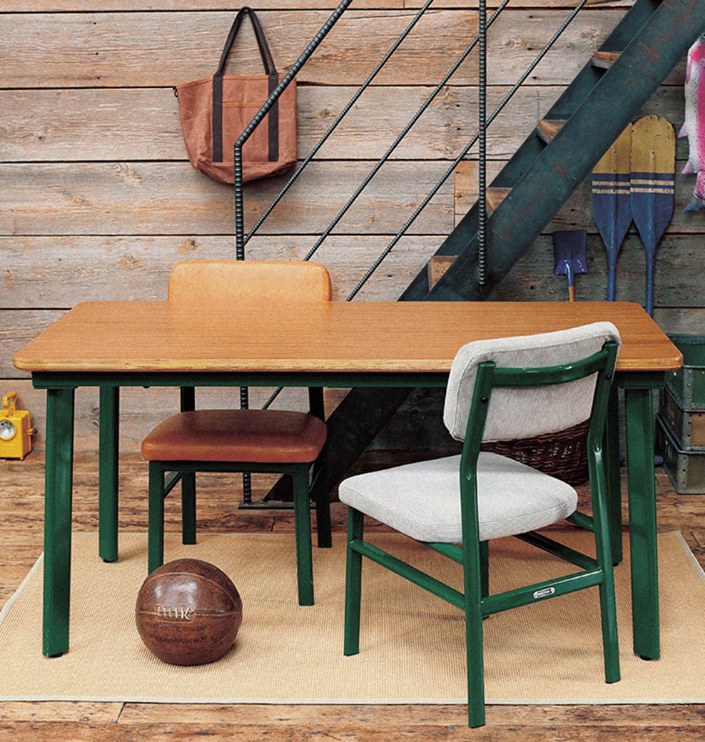DOER'S DINING TABLE
