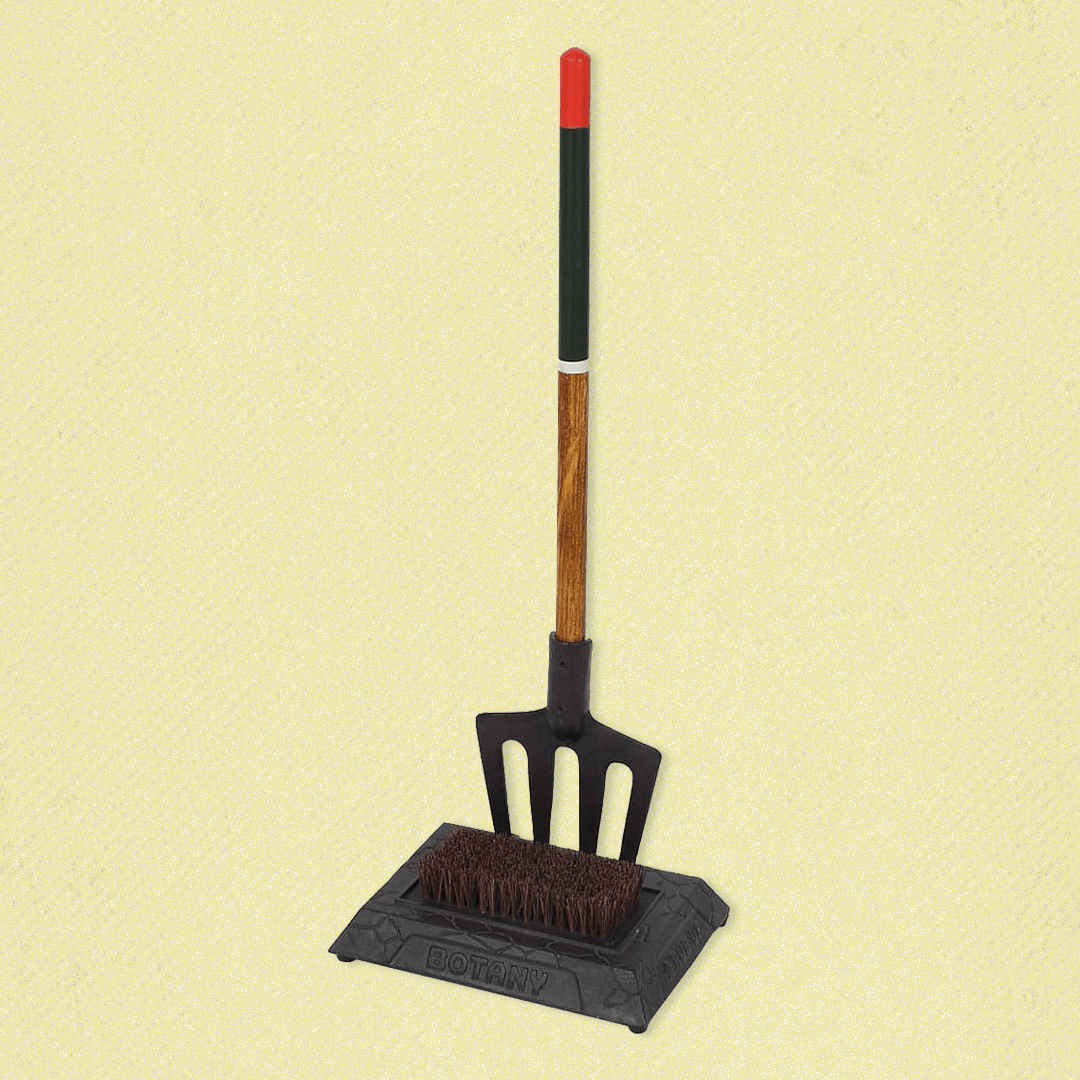 IRON BOOTS BRUSH